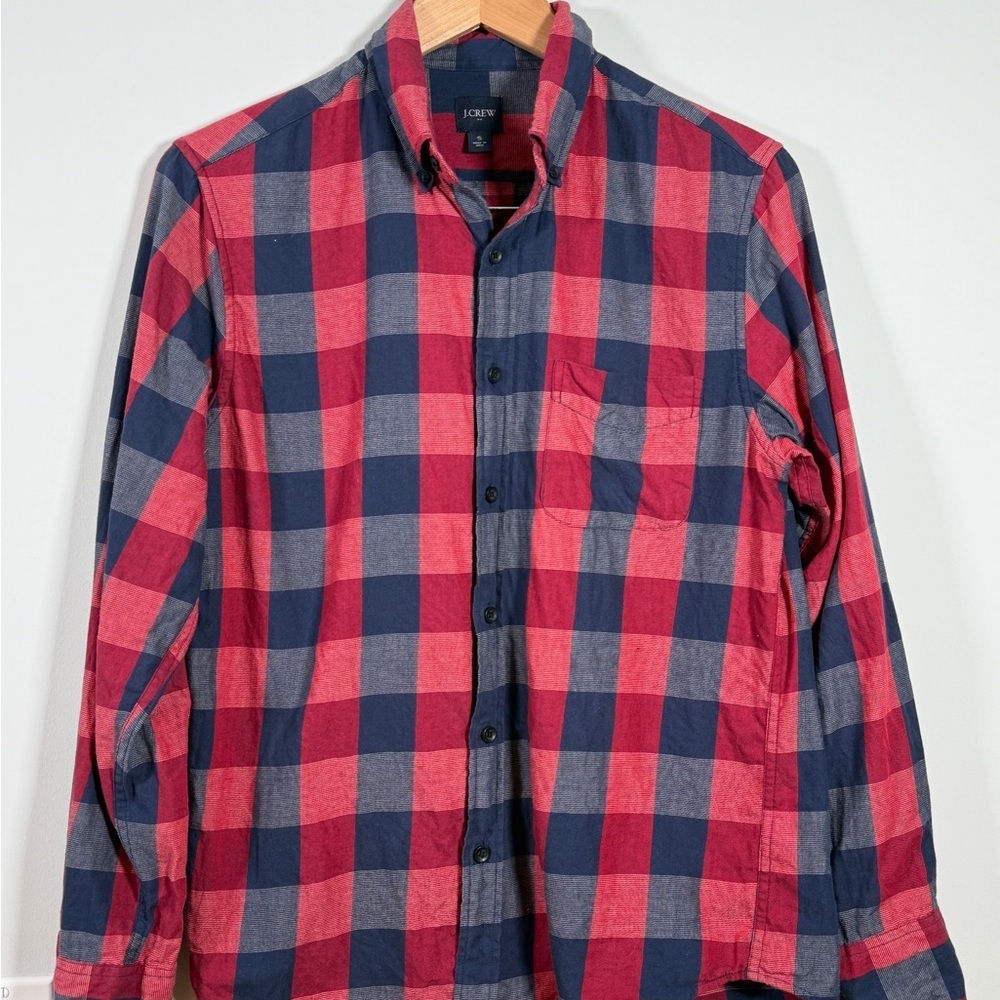 🔴 J.Crew Men's Button Up Shirt Size Small Red Navy‎ Gingham Plaid Long Sleeve